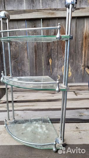 Угловая полка в ванную