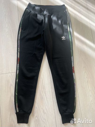 Спортивные штаны adidas originals