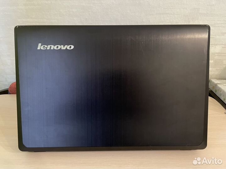 Ноутбук Lenovo Y580