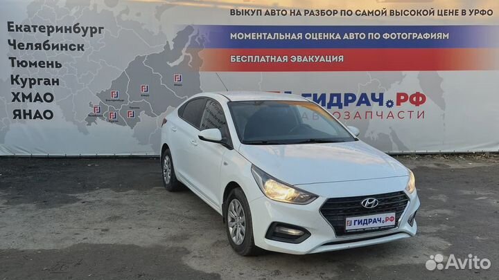 Моторчик стеклоочистителя передний Hyundai Solaris 98110-G2000