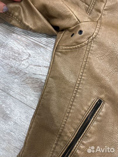 Кожаная куртка мужская l