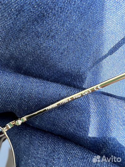 Солнечные очки женские