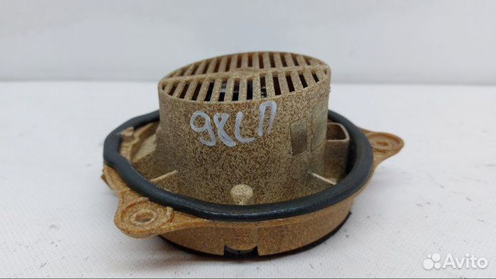 Динамик передний Audi A6 C6 3.2 2006