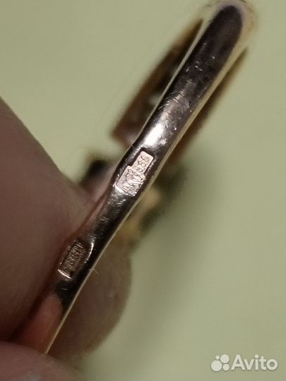 Золотое кольцо 585