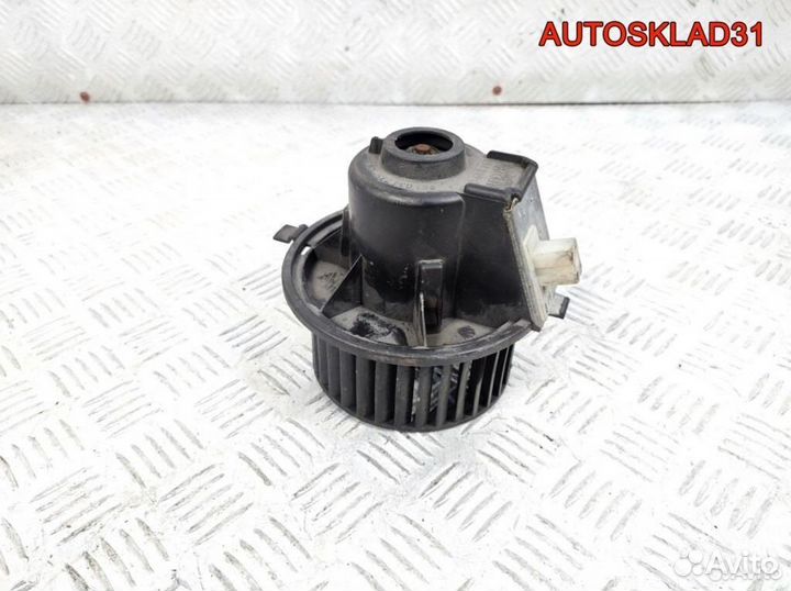 Моторчик отопителя Volkswagen Golf 2 191819021