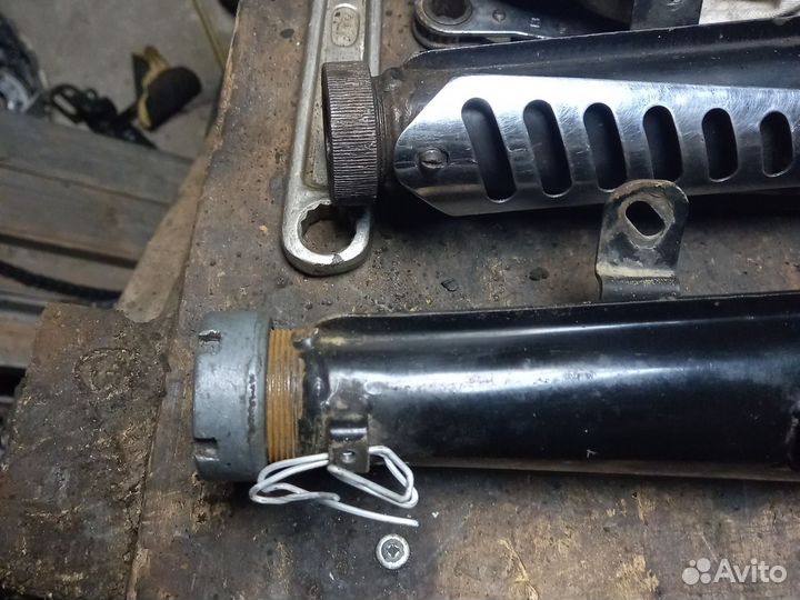 На зид пилот. глушитель четырёх тактный