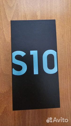 Samsung Galaxy S10, 8/128 ГБ