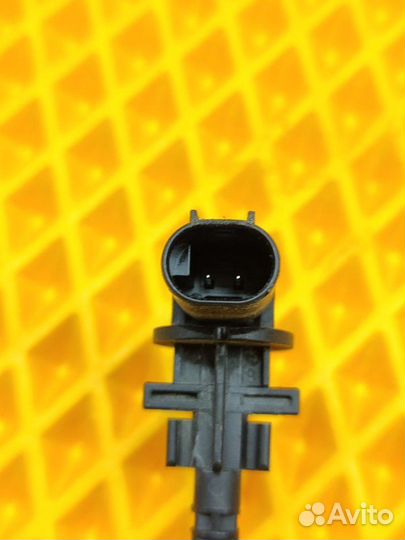 Датчик уровня охлаждающей жидкости Mercedes Cls