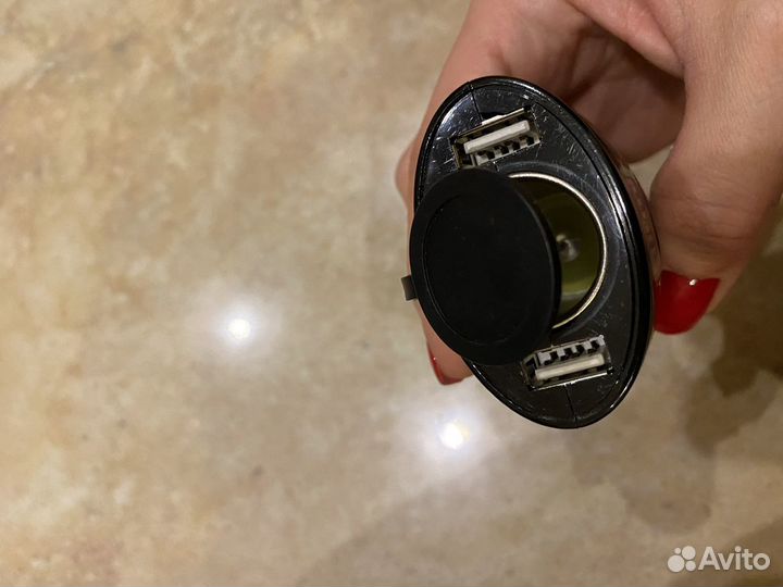 Зарядка от прикуривателя Ritmix usb как новая