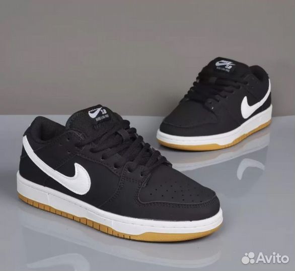 Кроссовки Nike SB Dunk Low black gum