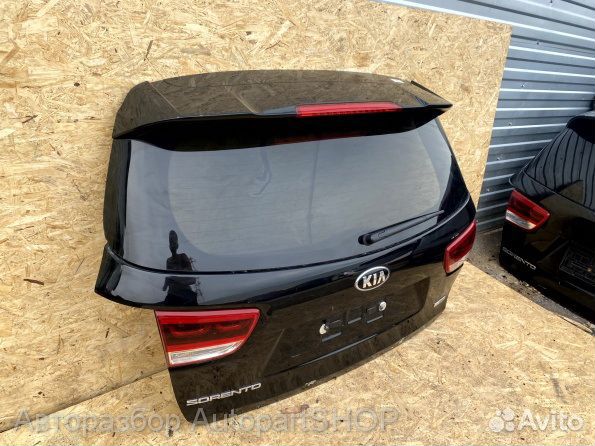 Kia Sorento Prime Дверь багажника