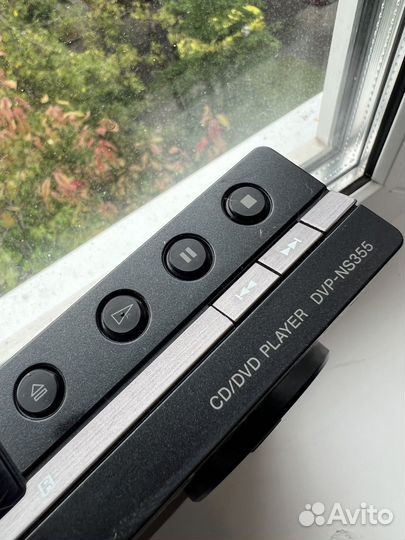 DVD плеер видеомагнитофон Sony DVP-NS355