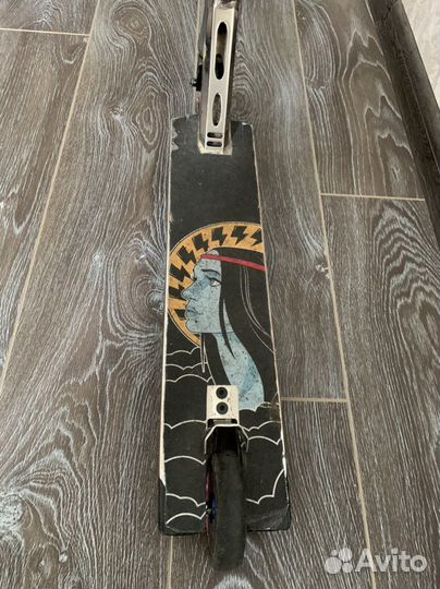 Трюковой самокат