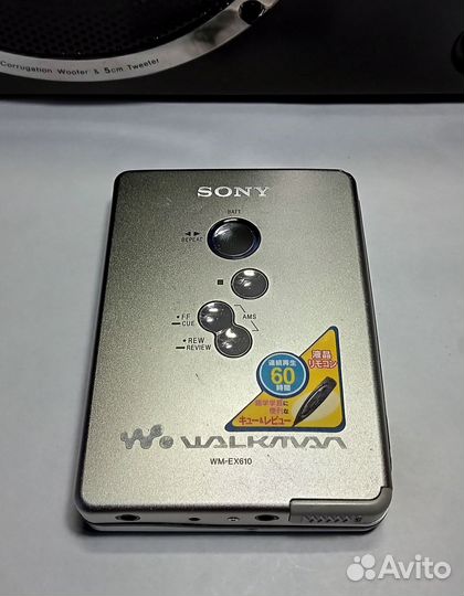 Кассетный плеер Sony Walkman wm-ex 610