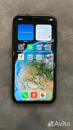 Телефон iPhone xr 64гб