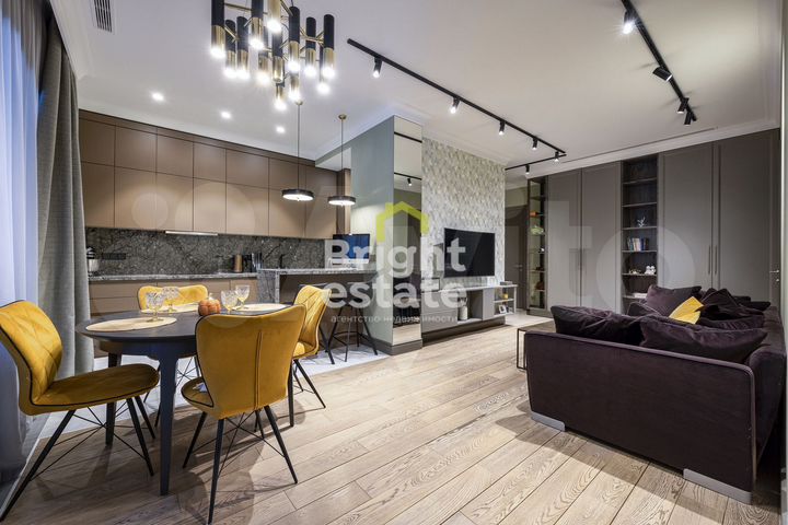 3-к. квартира, 87,4 м², 1/4 эт.