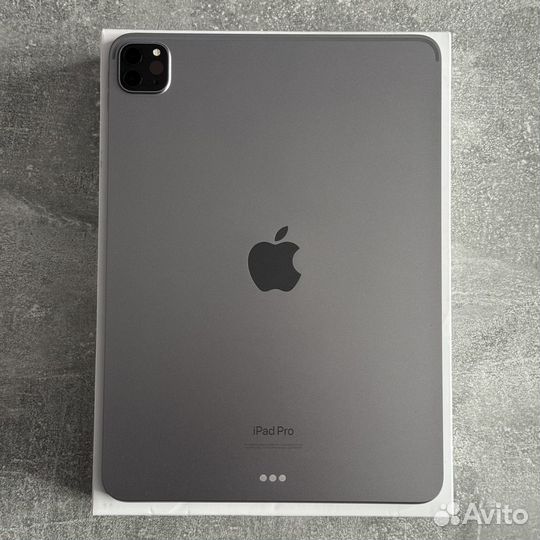 iPad Pro 11 2022 M2 128gb в отличном состоянии