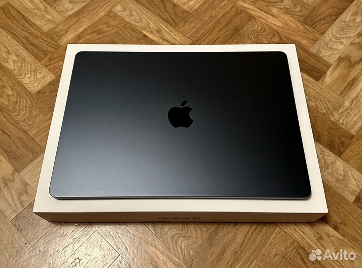 MacBook Air M2 15