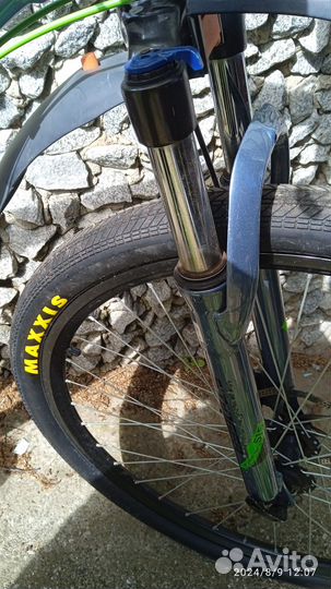 Велосипед горный Stinger Graphite Pro 29