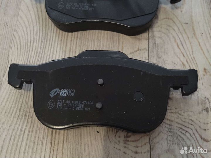 Тормозные колодки на Volvo