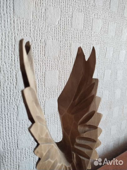 Статуэтка деревянная 