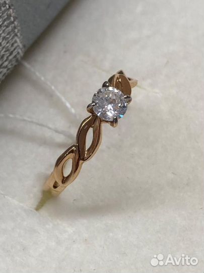 Кольцо золотое