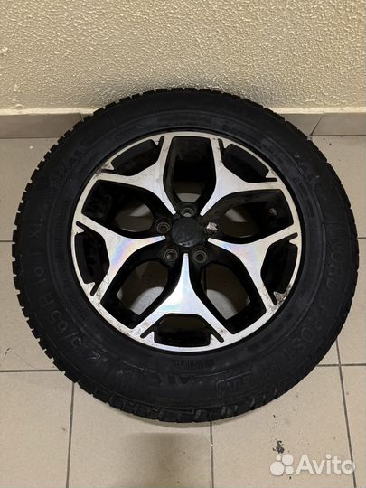Зимняя резина 215/65 R16 на дисках subaru SB22