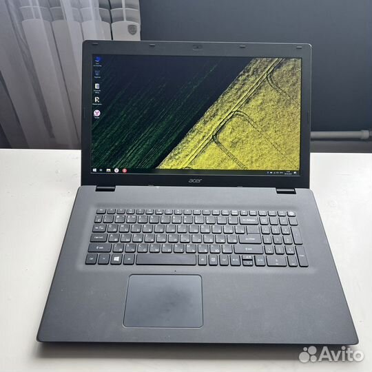 Большой 17.3 ноутбук Acer 4 ядра