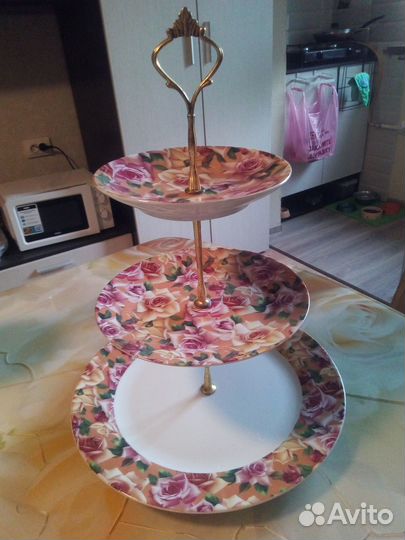 Ваза трехярусная