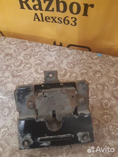 Замок капота Ford Tourneo 2.0 2005