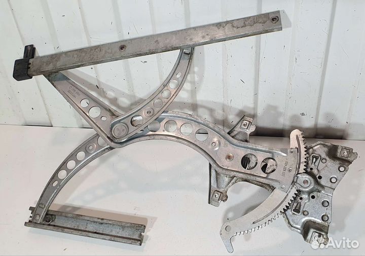 Стеклоподъемник передний правый VW Passat B3, B4