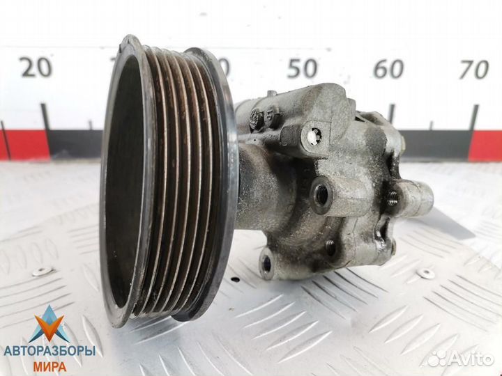 Насос гидроусилителя руля Volkswagen Golf 4 2000