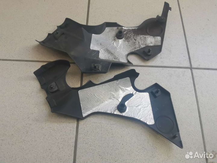 Боковая накладка рамы kawasaki er6f