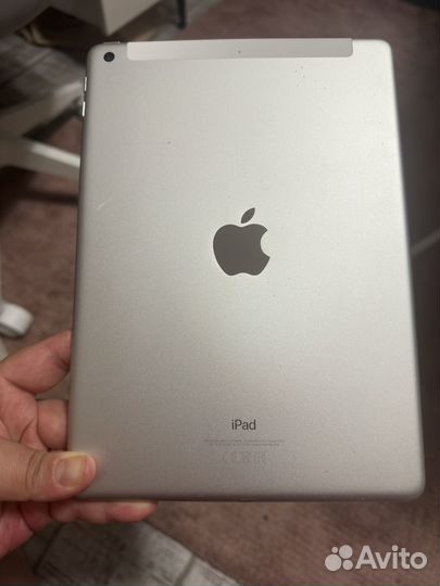 iPad 6 поколения (2018) 128 gb wi fi + cellular