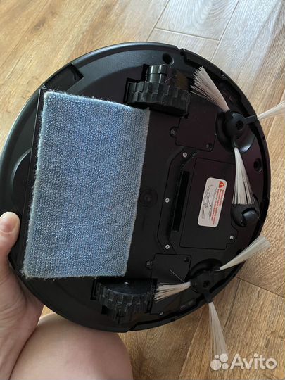 Робот пылесос