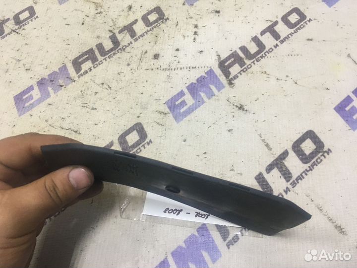 Коврик центральной консоли Опель Вектра Ц