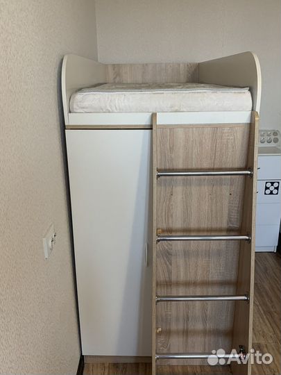 Кровать чердак