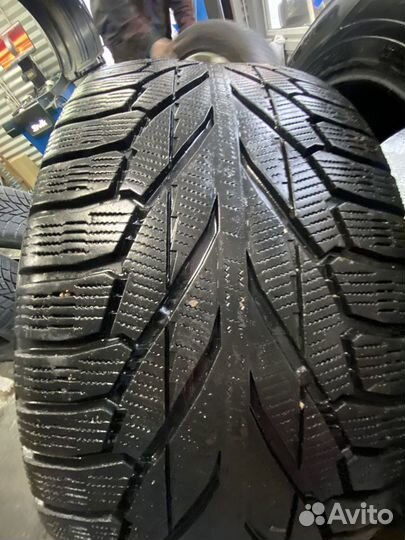 Nokian Tyres Hakkapeliitta R2 SUV 265/50 R20 111R