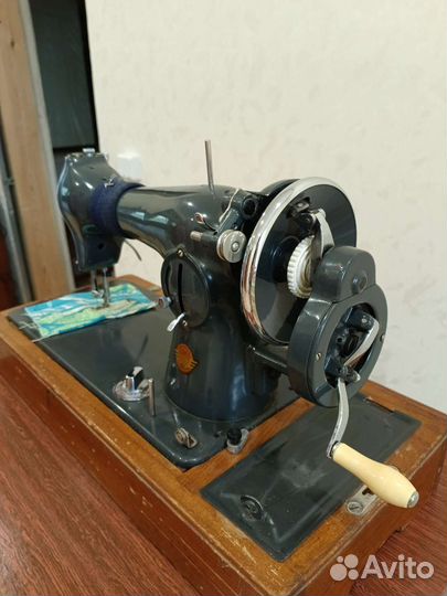 Швейная машинка пмз им. Калинина