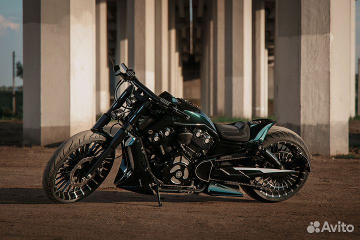 Harley-Davidson V -Rod Custom