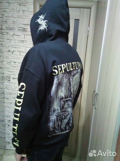 Толстовка мерч на молнии Sepultura (L)