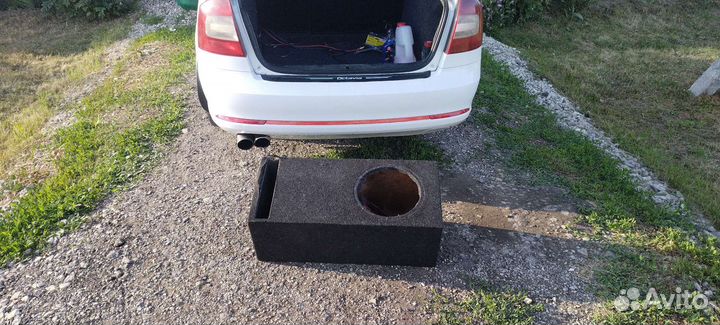 Короб для сабвуфера