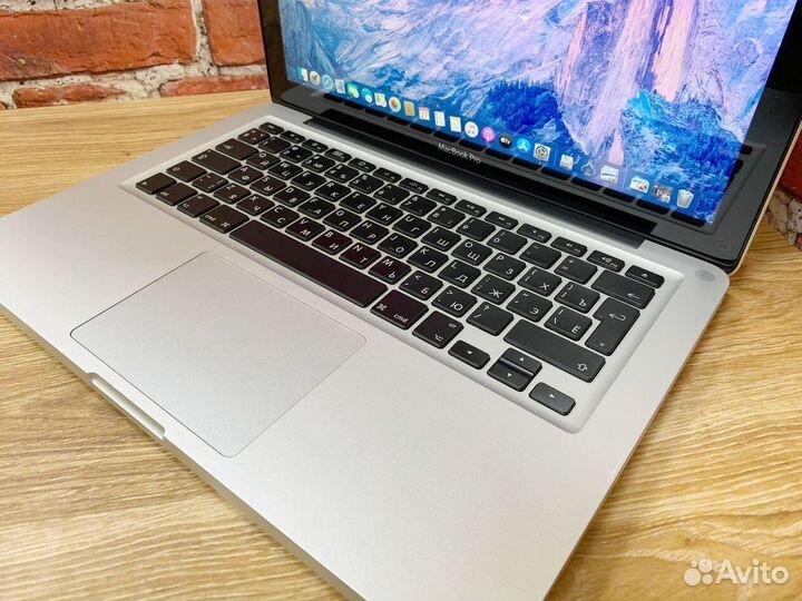 MacBook nvidia Intel 13 дюймов SSD240 для работы