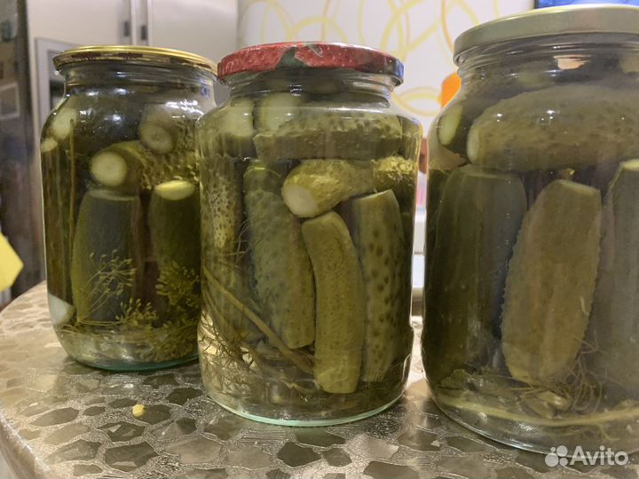 Сок томатный,огурцы марин.,томаты вяленые,марин