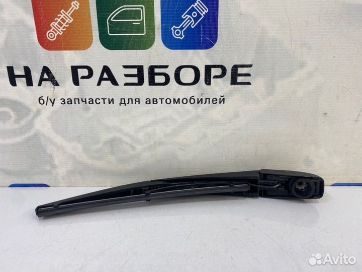 Щетка стеклоочистителя задняя Toyota Rav4 XA40