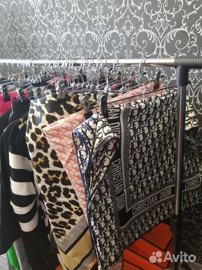 Шёлковые платки Christian dior