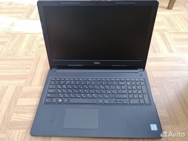 Ноутбук dell Inspiron 15 с WIN 10 (лицензия)