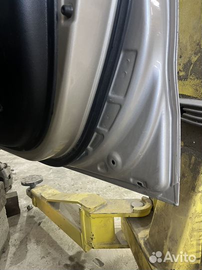 Дверь передняя правая kia rio 3 оригинал