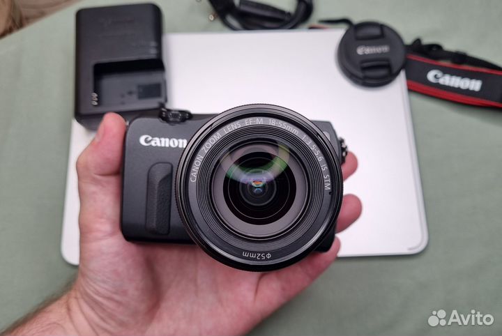 Canon eos M + 18-55 is STM