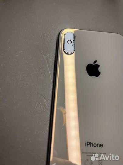 iPhone Xs, 256 ГБ